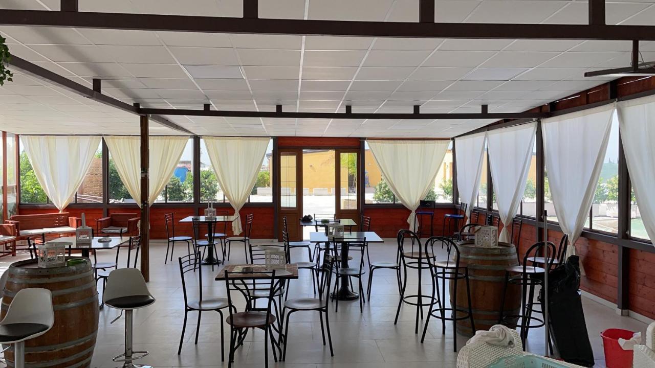 Stornara Casa Acito Bed & Breakfast エクステリア 写真