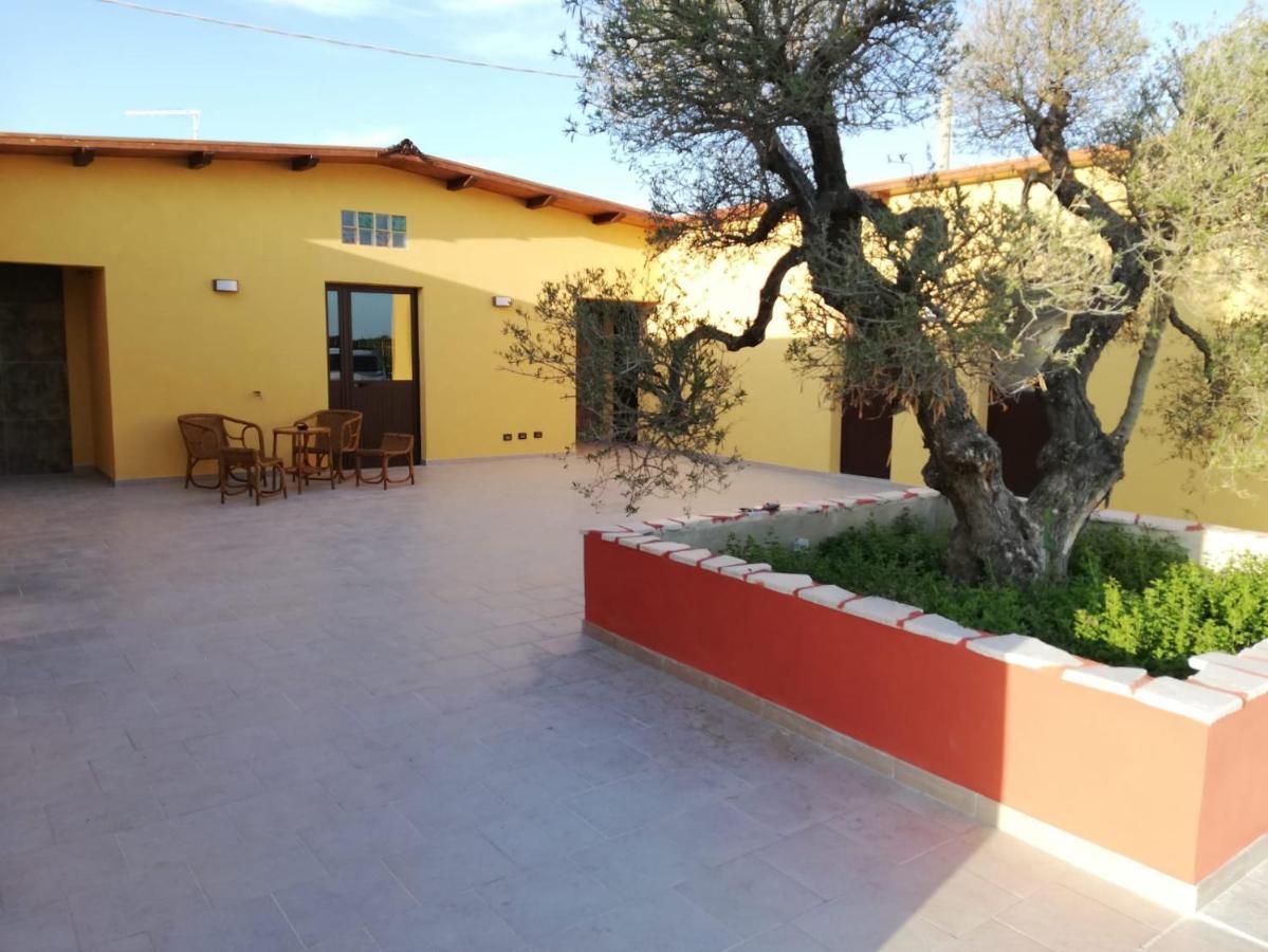 Stornara Casa Acito Bed & Breakfast エクステリア 写真